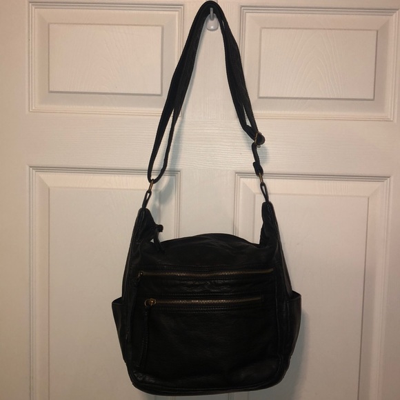 NWOT Soft Faux Leather Purse / Handbag - Picture 2 of 8
